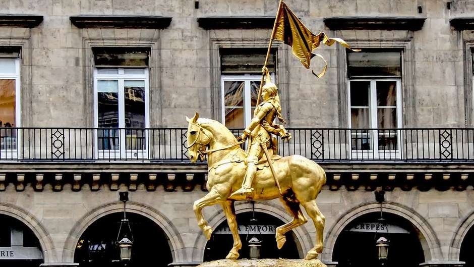 A Bruxa Onilda Vai a Paris: Quais Aventuras Ela Enfrenta