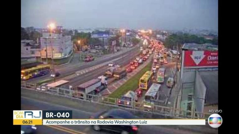 camera mostrando trafego na rodovia washington luiz