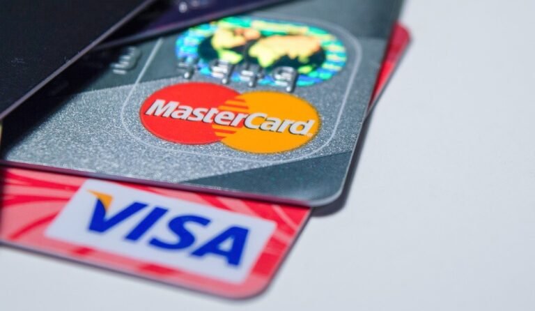 cartoes de credito com beneficios visiveis