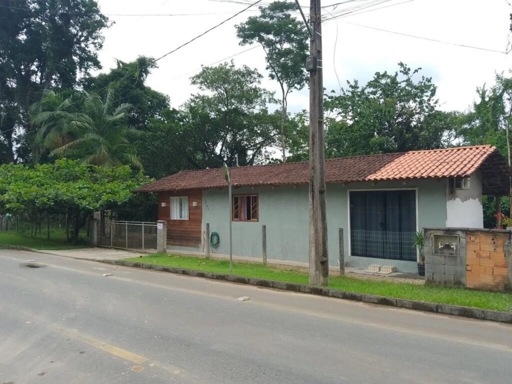 casa aconchegante em bairro tranquilo