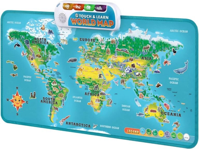 criancas explorando um mapa mundial interativo